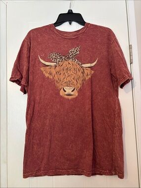 Women’s Short Sleeve Graphic Tee - Rust Cow Print